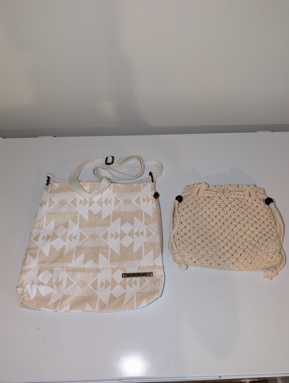 Dakine Crossbody (NWOT) + Crochet Wristlet